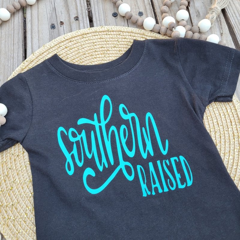 Southern Raised Graphic Tee - Miss Thangz